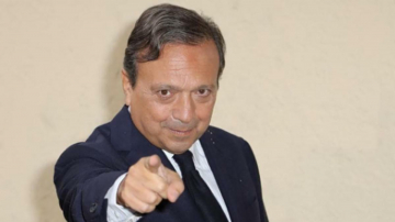 Donne sull'orlo di una crisi di nervi: Guida TV  - TV Sorrisi e Canzoni