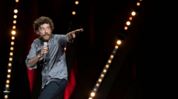 Nove Comedy Club: Guida TV  - TV Sorrisi e Canzoni