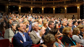 Le Maschere del Teatro Italiano 2024: Guida TV  - TV Sorrisi e Canzoni