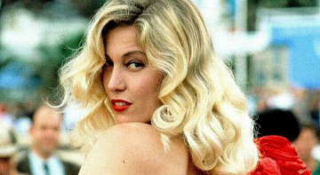 Moana Pozzi : Diva Per Sempre: Guida TV  - TV Sorrisi e Canzoni