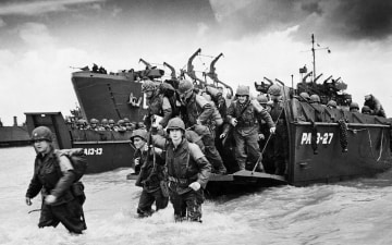 Inside D-Day: filmakers on the frontline: Guida TV  - TV Sorrisi e Canzoni