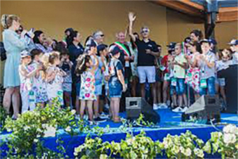 Andrea Bocelli Foundation: Tutti a scuola: Guida TV  - TV Sorrisi e Canzoni