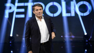 Petrolio: Guida TV  - TV Sorrisi e Canzoni