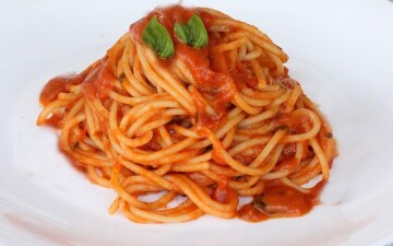 La cucina di Angelica - È na felicità: Guida TV  - TV Sorrisi e Canzoni
