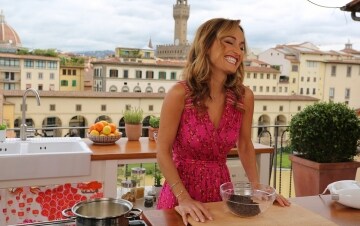 Giada in Italy: Guida TV  - TV Sorrisi e Canzoni