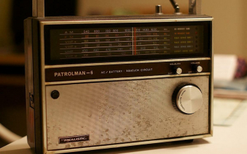 13 febbraio: Giornata mondiale della Radio: Guida TV  - TV Sorrisi e Canzoni
