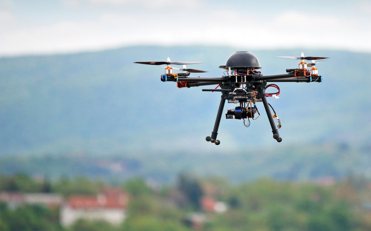 Dronestars - Affari in volo: Guida TV  - TV Sorrisi e Canzoni