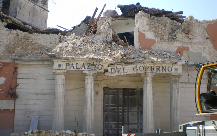 Mega terremoti: Guida TV  - TV Sorrisi e Canzoni