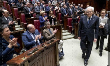 Palazzo del Quirinale: Cerimonia per il Giorno della Memoria dedicato alle vittime del terrorismo: Guida TV  - TV Sorrisi e Canzoni