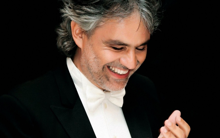 Andrea Bocelli - L'avventura di una voce: Guida TV  - TV Sorrisi e Canzoni