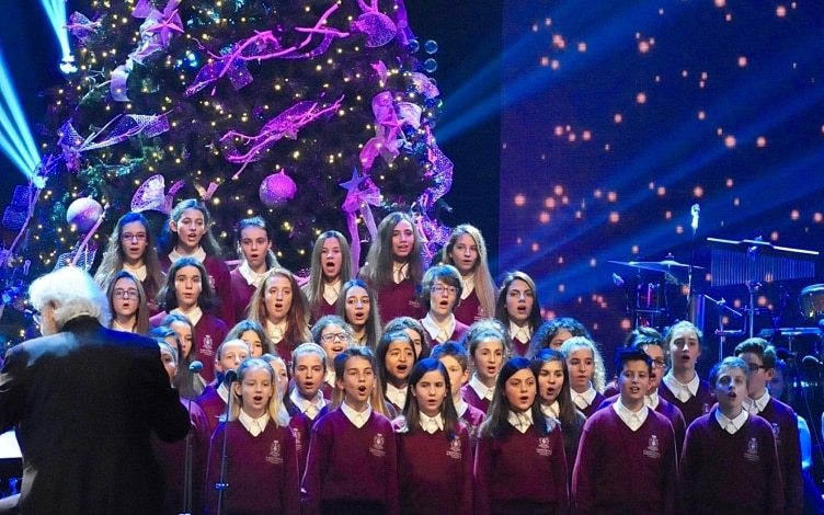 Concerto di Natale: Guida TV  - TV Sorrisi e Canzoni