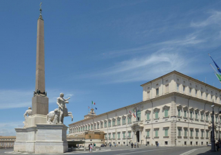 Palazzo del Quirinale: I Cavalieri e gli Alfieri del Lavoro 2023: Guida TV  - TV Sorrisi e Canzoni