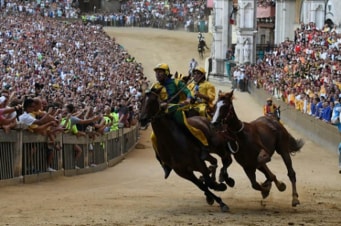Il Palio di Siena - L'attesa: Guida TV  - TV Sorrisi e Canzoni