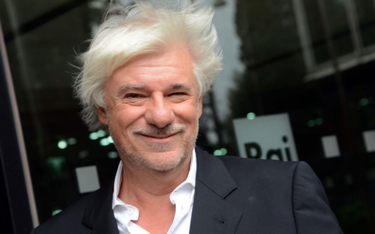 Autoritratti: Guida TV  - TV Sorrisi e Canzoni