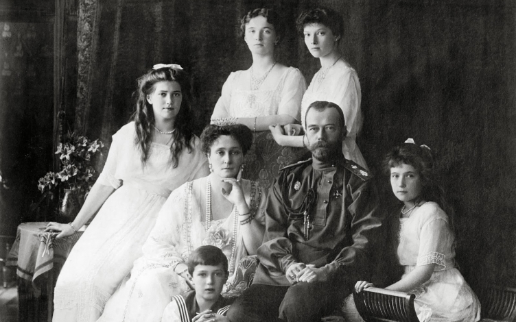 I Romanov. La gloria e il declino degli Zar: Guida TV  - TV Sorrisi e Canzoni
