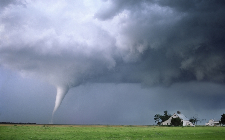Il Paese dei tornado: Guida TV  - TV Sorrisi e Canzoni