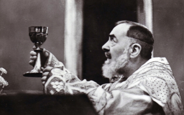 Padre Pio un crocifisso senza croce: Guida TV  - TV Sorrisi e Canzoni