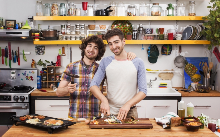 Brothers Green: Eats!: Guida TV  - TV Sorrisi e Canzoni