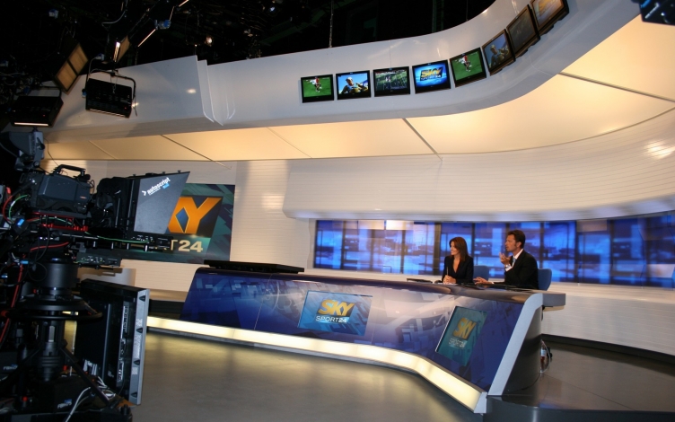 Le Ultimissime: Guida TV  - TV Sorrisi e Canzoni