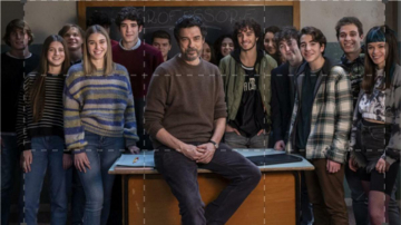 Un professore: Guida TV  - TV Sorrisi e Canzoni