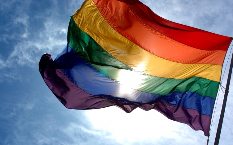 Beyond Gay libertà e oppressione: Guida TV  - TV Sorrisi e Canzoni