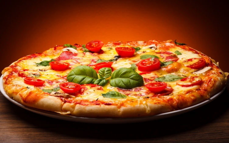 Piacere pizza: Guida TV  - TV Sorrisi e Canzoni