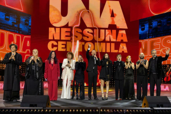 Una Nessuna Centomila: Guida TV  - TV Sorrisi e Canzoni