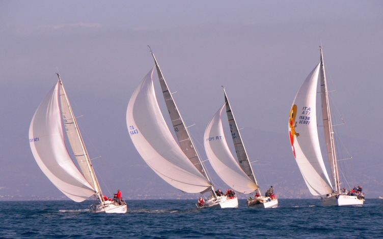 Yacht Club: Guida TV  - TV Sorrisi e Canzoni