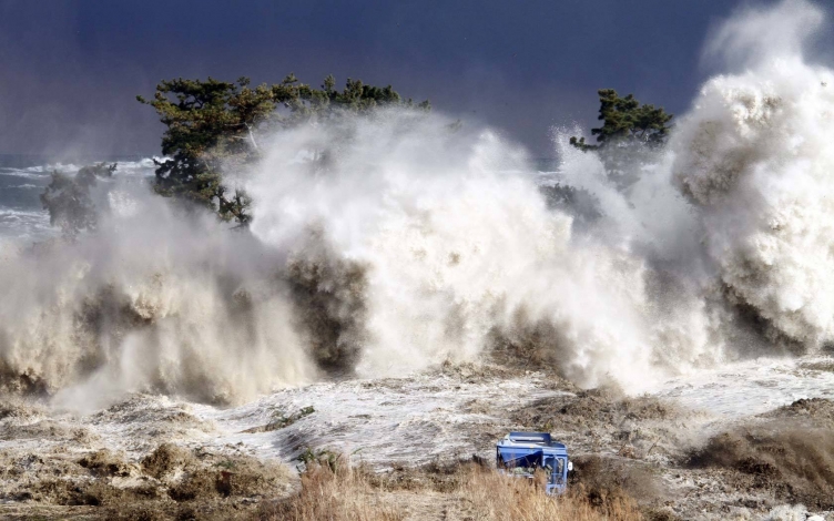 Tsunami in Giappone: Guida TV  - TV Sorrisi e Canzoni
