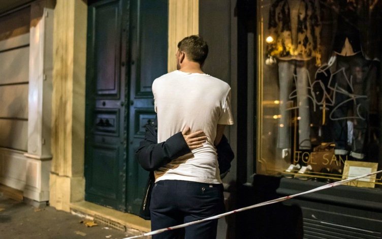 Parigi: 7 giorni di terrore: Guida TV  - TV Sorrisi e Canzoni