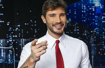 Affari tuoi - Nella buona e nella cattiva sorte: Guida TV  - TV Sorrisi e Canzoni