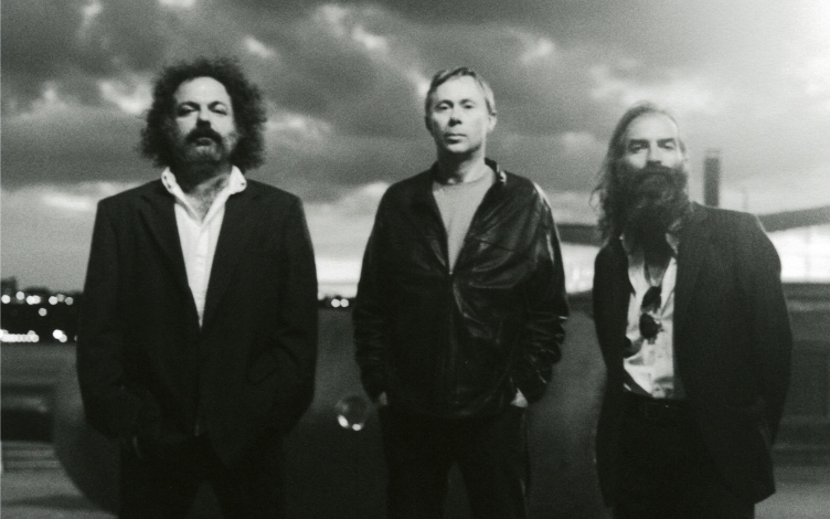 Dirty Three: Guida TV  - TV Sorrisi e Canzoni