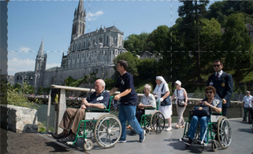 Con Maria destinazione Lourdes: Guida TV  - TV Sorrisi e Canzoni