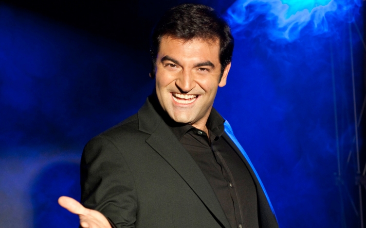 Max Giusti: Di padre in figlio: Guida TV  - TV Sorrisi e Canzoni