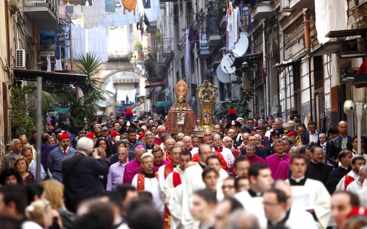 Operazione San Gennaro: Guida TV  - TV Sorrisi e Canzoni