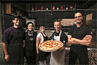 Una pizza in compagnia: Guida TV  - TV Sorrisi e Canzoni