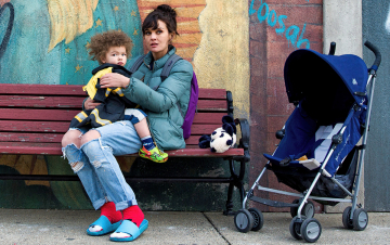Smilf: Guida TV  - TV Sorrisi e Canzoni