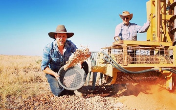 Outback Opal Hunters: Guida TV  - TV Sorrisi e Canzoni