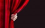 Teatro - La regina e gli insorti